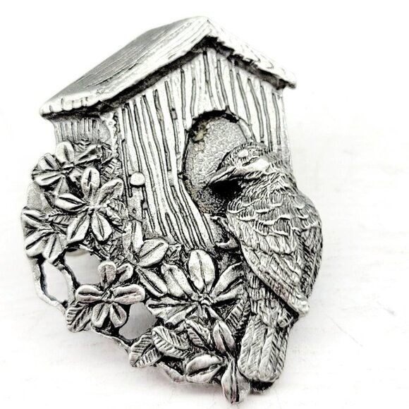 Vintage Birds & Blooms 1997 Pewter Brooch Limited Edition Bird Birdhouse Flowers - Picture 1 of 3
